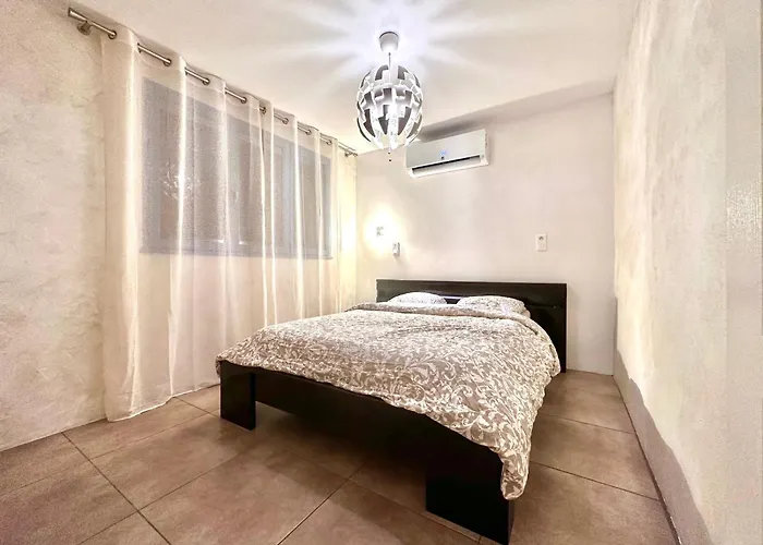 Lacosse * Le Grau-dʼAgde